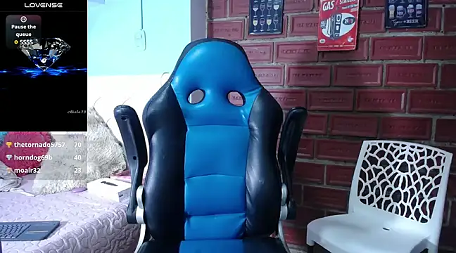 cristal horny19 online show from 18, 3, 2025