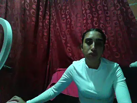 ifeelverywet andhot online show from 8, 2, 2025