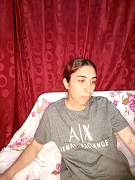 ifeelverywet andhot online show from 19, 2, 2025