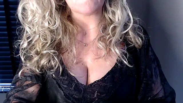 JenniLowen online show from 2, 1, 2025