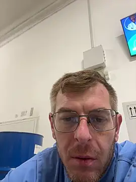 adrian90bi11 online show from 27, 3, 2026