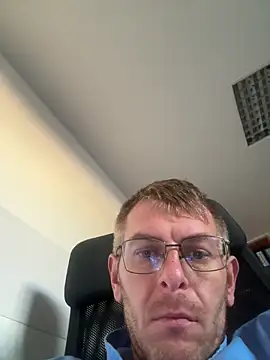 adrian90bi11 online show from 1, 5, 2026