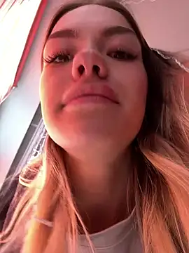 Snapshot of -Sexy_Barbie- chatting on 2, 2, 2025 -Sexy Barbie- online show from 2, 2, 2025