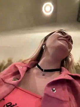 Snapshot of -Sexy_Barbie- chatting on 10, 2, 2025 -Sexy Barbie- online show from 10, 2, 2025