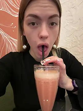 Snapshot of -Sexy_Barbie- chatting on 20, 2, 2025 -Sexy Barbie- online show from 20, 2, 2025