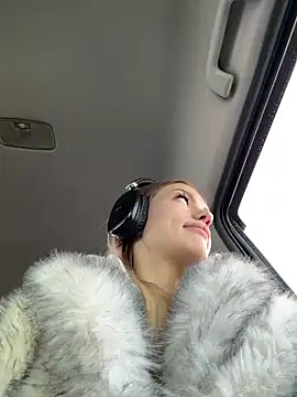 Snapshot of -Sexy_Barbie- chatting on 28, 2, 2025 -Sexy Barbie- online show from 28, 2, 2025