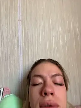 Snapshot of -Sexy_Barbie- chatting on 8, 10, 2025 -Sexy Barbie- online show from 8, 10, 2025