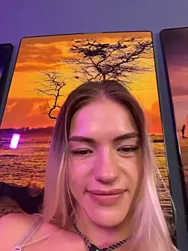 -Sexy Barbie- online show from 13, 4, 2026