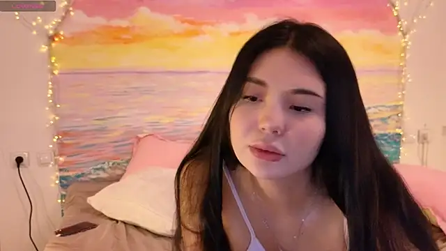 clementinena online show from 1, 1, 2025