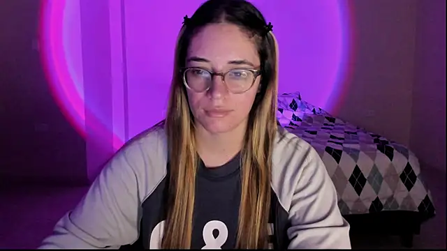 atenas 05  online show from 12, 10, 2025