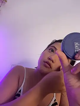 alisson carolina73 online show from 20, 4, 2026