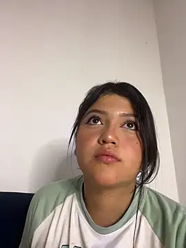 Snapshot of alisson_carolina73 chatting on 30, 5, 2026 alisson carolina73 online show from 30, 5, 2026