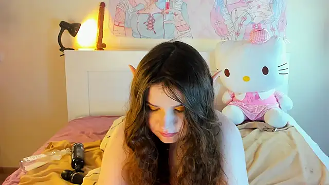 kuraii1  online show from 16, 12, 2024