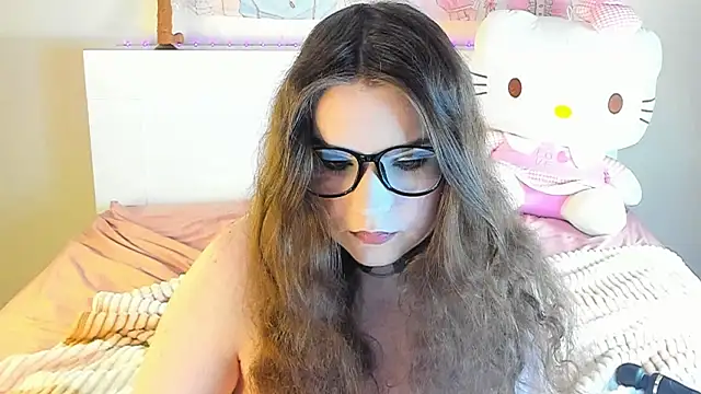 kuraii1  online show from 7, 2, 2025