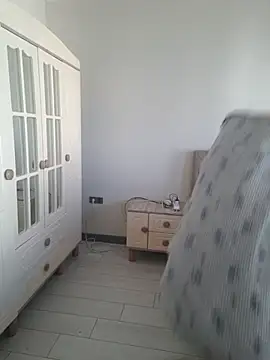 cansuozell online show from 2, 12, 2025