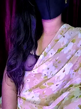 SexyAndHottie online show from 4, 1, 2025