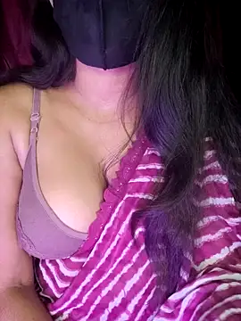 SexyAndHottie online show from 1, 3, 2025