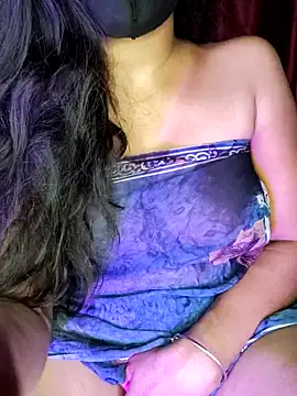 SexyAndHottie online show from 9, 3, 2025