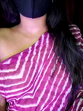 SexyAndHottie online show from 10, 3, 2025