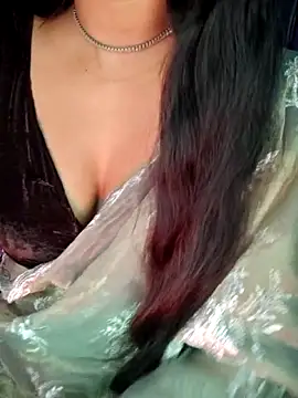 SexyAndHottie online show from 9, 10, 2025