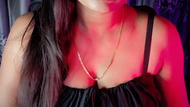 Snapshot of SexyAndHottie chatting on 12, 2, 2026 SexyAndHottie online show from 12, 2, 2026