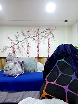 dulce celeste15 online show from 10, 4, 2026