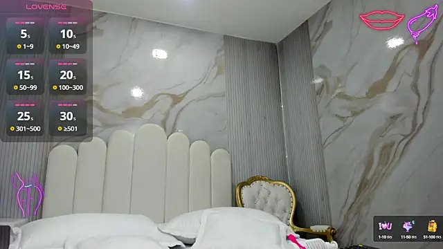 Carohorny4u online show from 8, 3, 2025