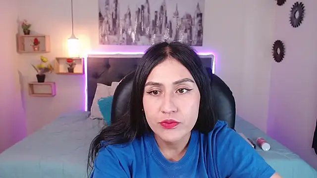 mia aira online show from 30, 1, 2025