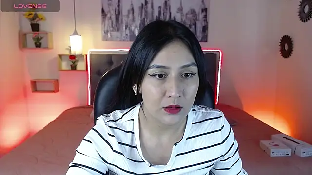 mia aira online show from 20, 2, 2025