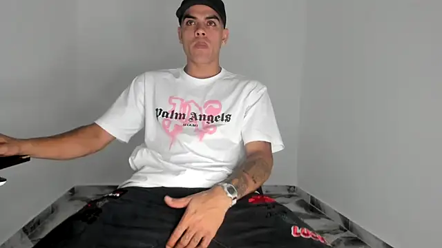 mikee scooth online show from 3, 12, 2025