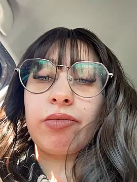 queenlo xxx online show from 23, 4, 2026