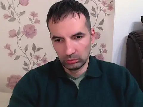 Snapshot of Leo_1617 chatting on 15, 4, 2026 Leo 1617 online show from 15, 4, 2026