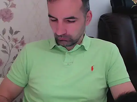 Snapshot of Leo_1617 chatting on 17, 4, 2026 Leo 1617 online show from 17, 4, 2026