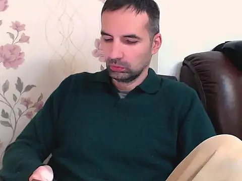 Snapshot of Leo_1617 chatting on 19, 4, 2026 Leo 1617 online show from 19, 4, 2026