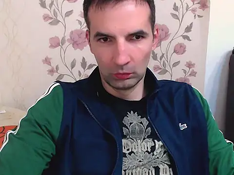 Snapshot of Leo_1617 chatting on 25, 4, 2026 Leo 1617 online show from 25, 4, 2026