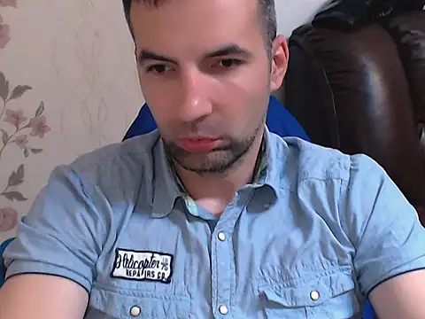 Snapshot of Leo_1617 chatting on 15, 5, 2026 Leo 1617 online show from 15, 5, 2026