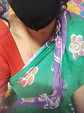 Snapshot of Priya-bhabi012 chatting on 6, 1, 2026 Priya-bhabi012 online show from 6, 1, 2026