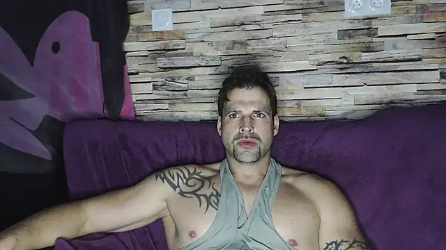 XxBigboybandxX online show from 12, 2, 2025