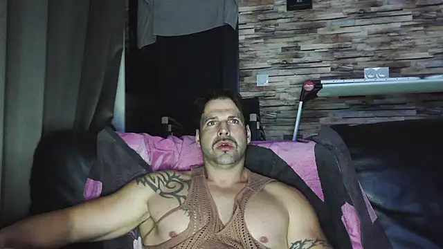 XxBigboybandxX online show from 17, 12, 2025