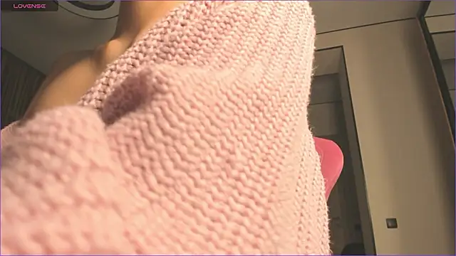 sweetiebunny22 online show from 27, 3, 2026