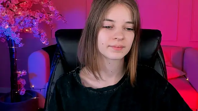 TinaDavil online show from 25, 12, 2024