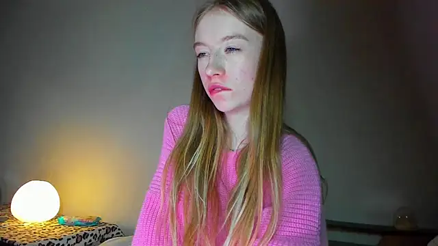 Snapshot of minidivaa_ chatting on 22, 4, 2026 minidivaa online show from 22, 4, 2026