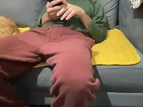 Snapshot of 4small4inchlol chatting on 2, 2, 2025 4small4inchlol online show from 2, 2, 2025