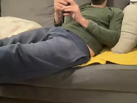 4small4inchlol online show from 4, 4, 2026