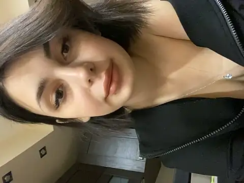 Snapshot of SandraCarter chatting on 1, 1, 2025 SandraCarter online show from 1, 1, 2025