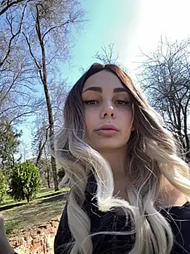 Snapshot of SandraCarter chatting on 7, 3, 2025 SandraCarter online show from 7, 3, 2025