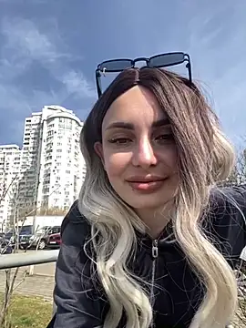 Snapshot of SandraCarter chatting on 9, 3, 2025 SandraCarter online show from 9, 3, 2025