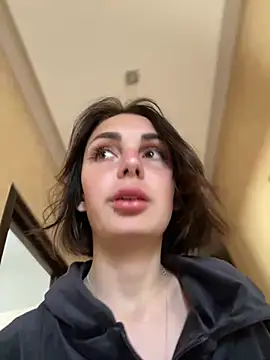 Snapshot of SandraCarter chatting on 12, 3, 2025 SandraCarter online show from 12, 3, 2025