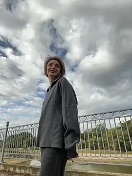 Snapshot of SandraCarter chatting on 28, 9, 2025 SandraCarter online show from 28, 9, 2025