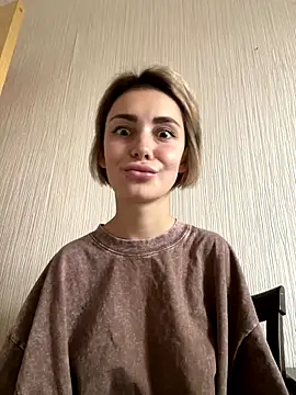 Snapshot of SandraCarter chatting on 6, 10, 2025 SandraCarter online show from 6, 10, 2025